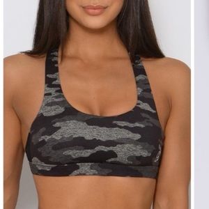 Bombshell Sportswear Rockstar Bra in Gray/Black Camo